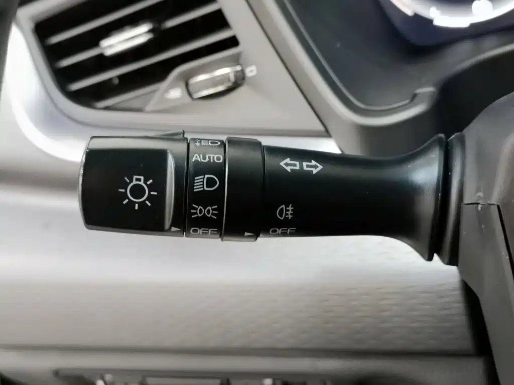Geely Borui Hybrid — миниатюра 21