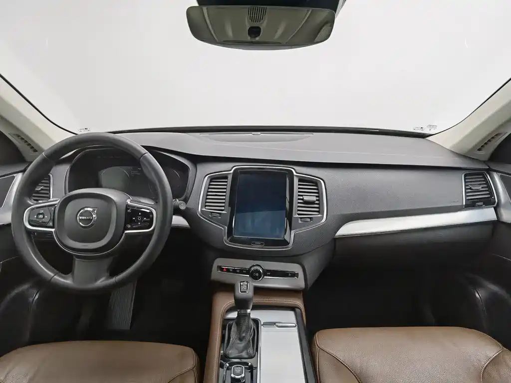 Volvo XC90 — миниатюра 5