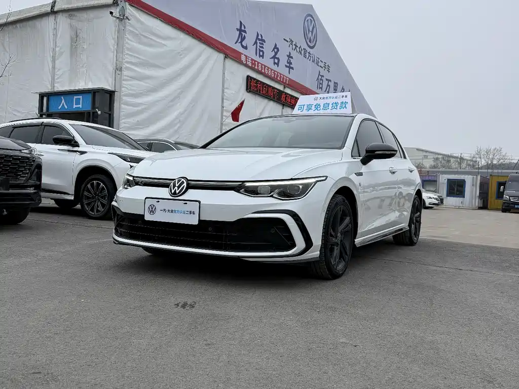 Volkswagen Golf 2022