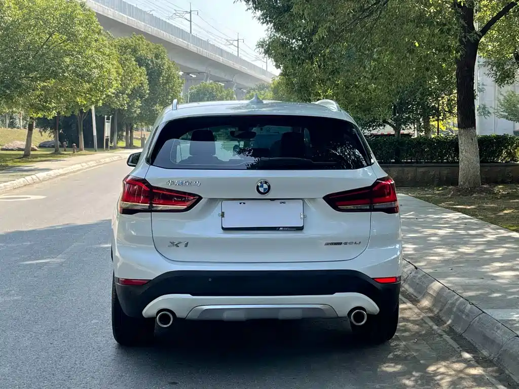 BMW X1 — миниатюра 7