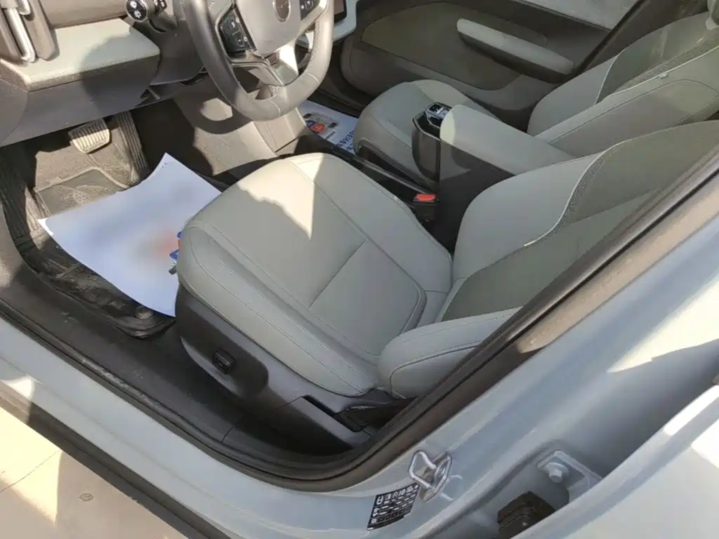 Volvo EX30 — миниатюра 15