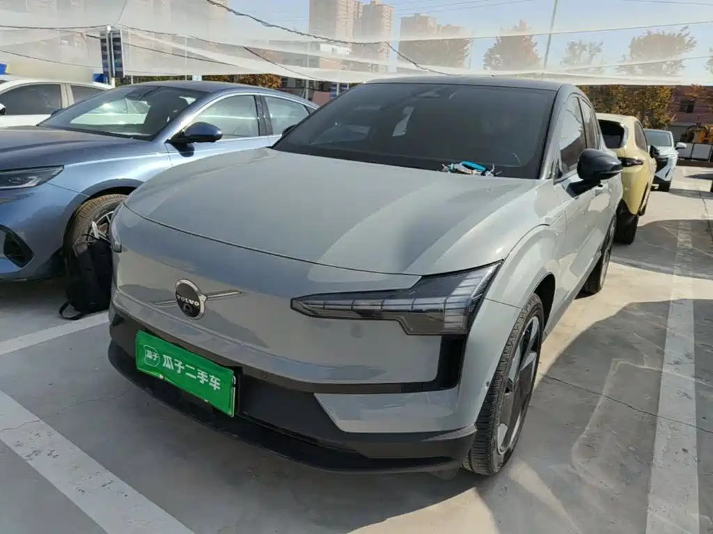 Volvo EX30