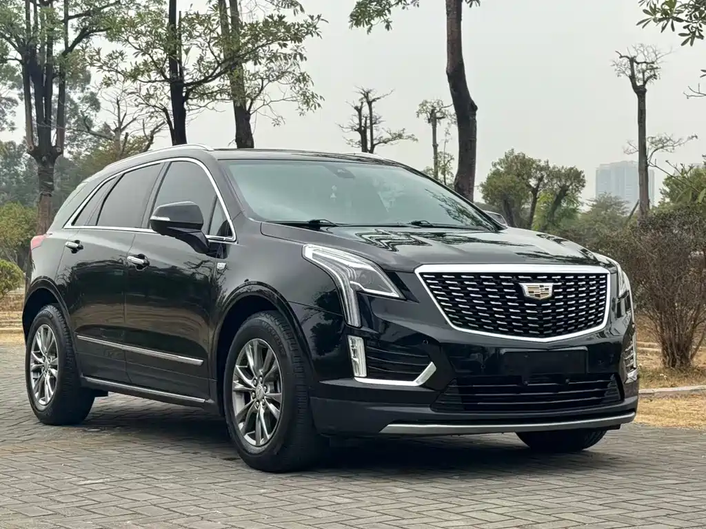 CADILLAC XT5