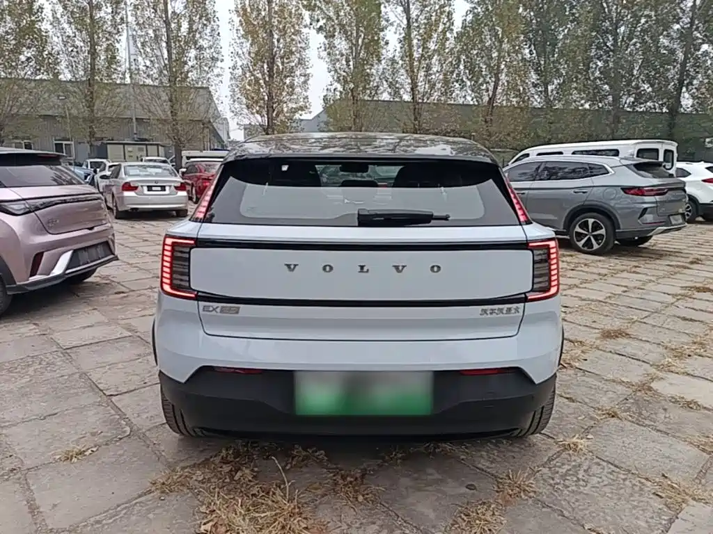 Volvo EX30 — миниатюра 6