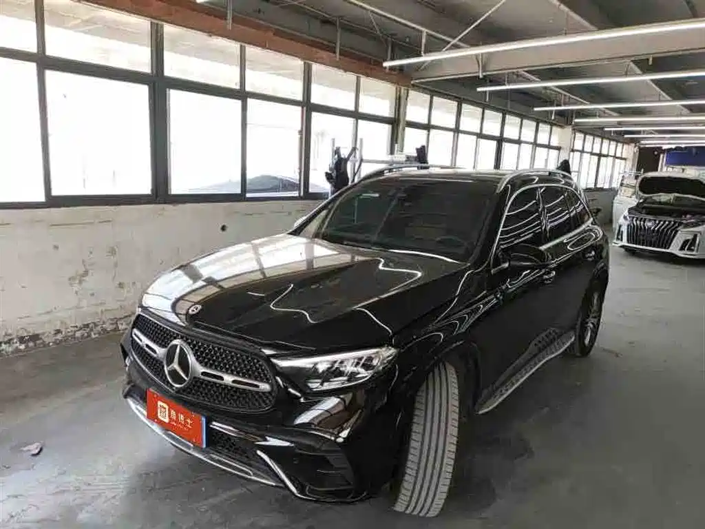 Mercedes-Benz GLC 2024