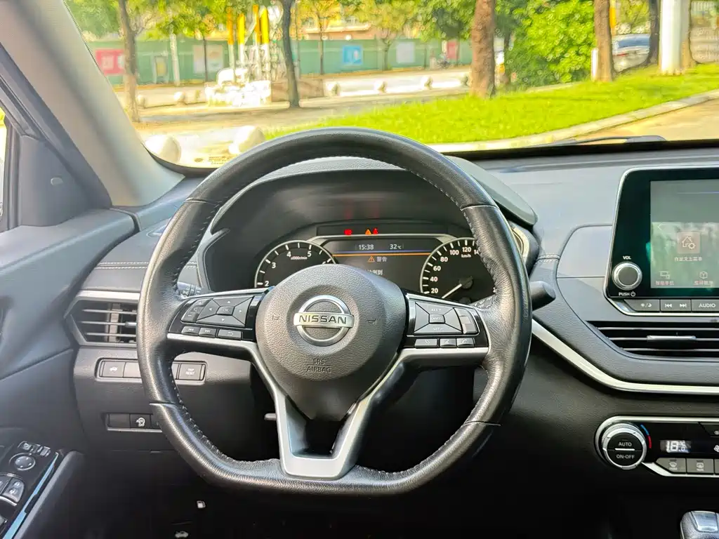 Nissan Teana — миниатюра 16