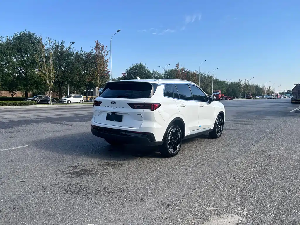 Ford Equator Sport — миниатюра 20