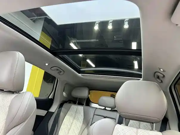 BYD Yuan Plus — миниатюра 11