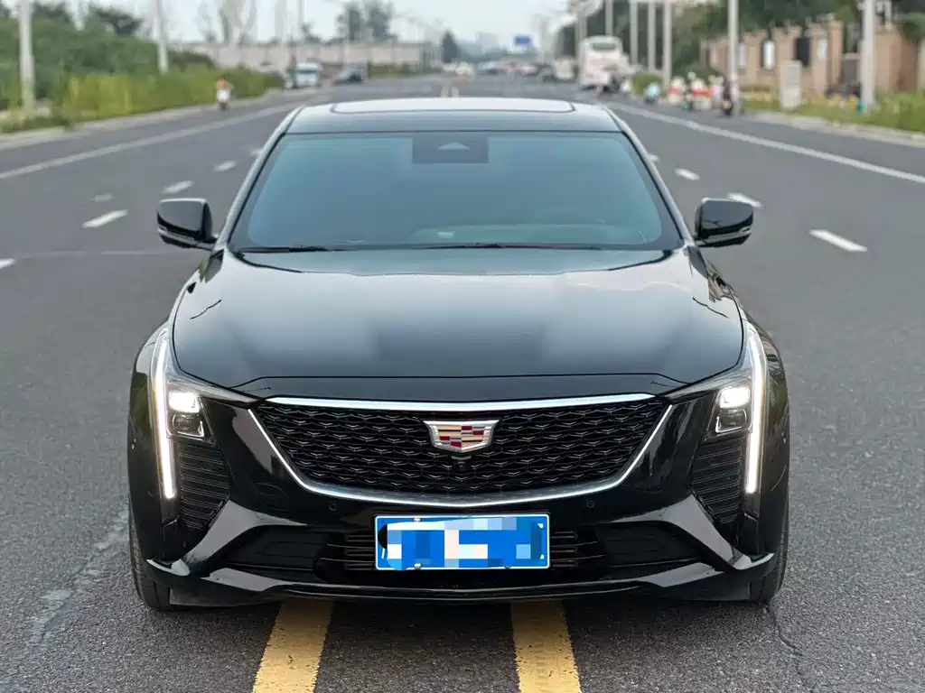 Cadillac CT5 — миниатюра 2