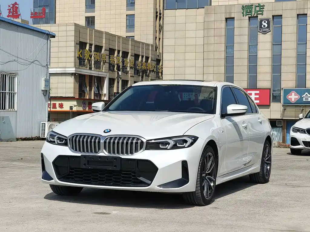 BMW 3 Series 2023
