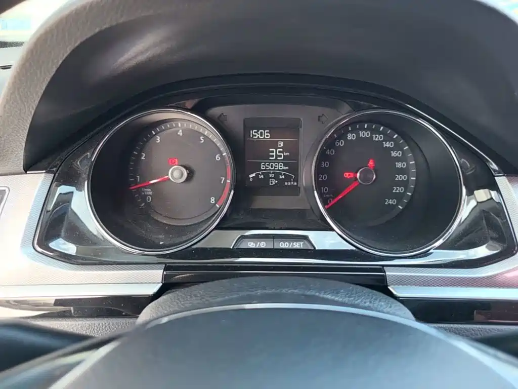 Volkswagen Bora — миниатюра 16