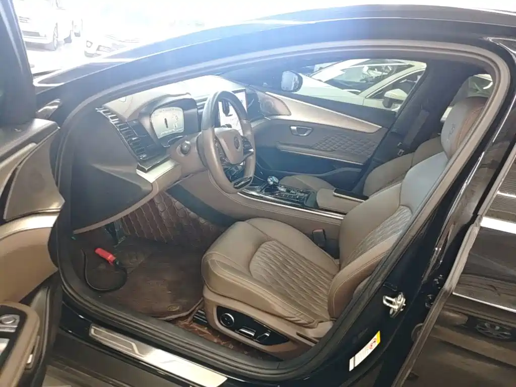 BYD Han — миниатюра 15