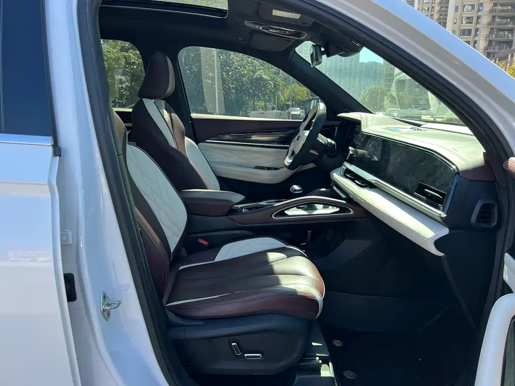 Geely Xingyue L — миниатюра 18