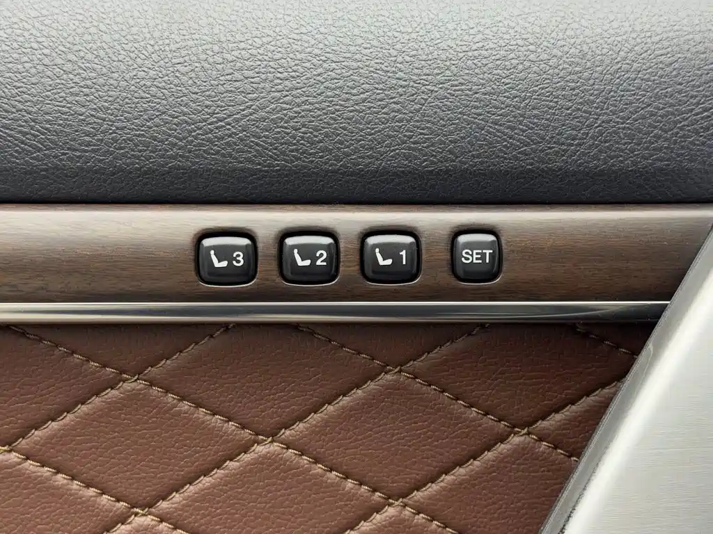 Toyota Land Cruiser — миниатюра 16