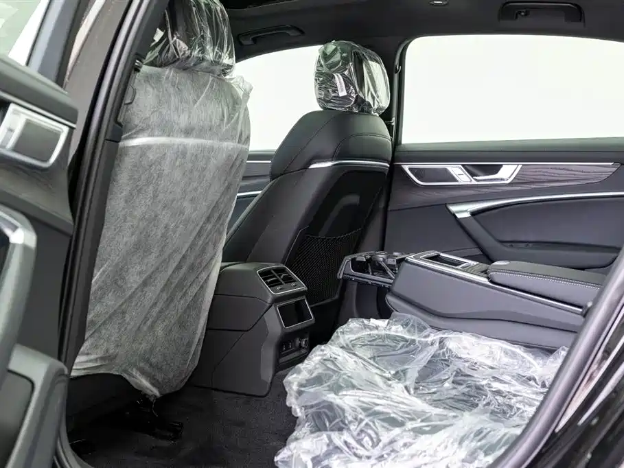 Audi A6L 2026 45 TFSI quattro