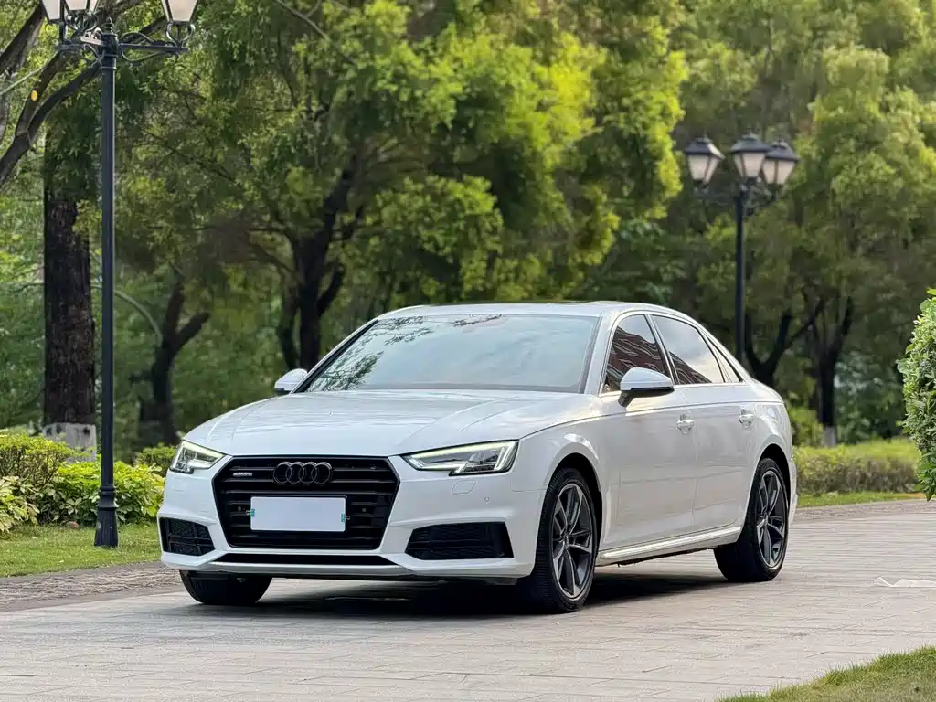 Audi A4L 2017