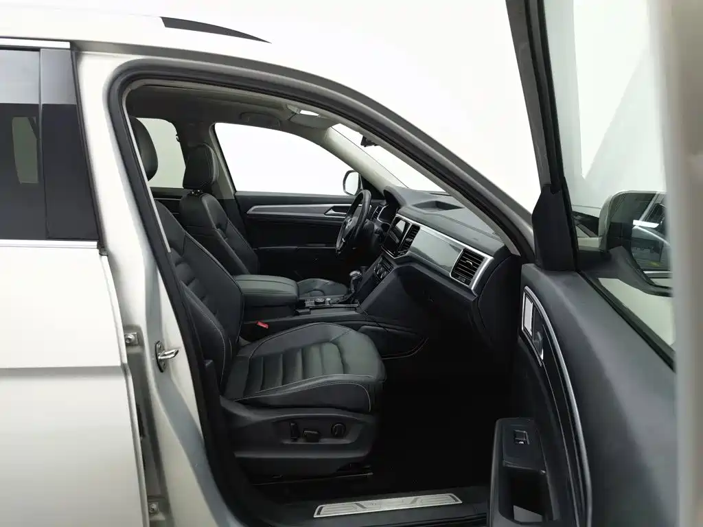 Volkswagen Teramont — миниатюра 23
