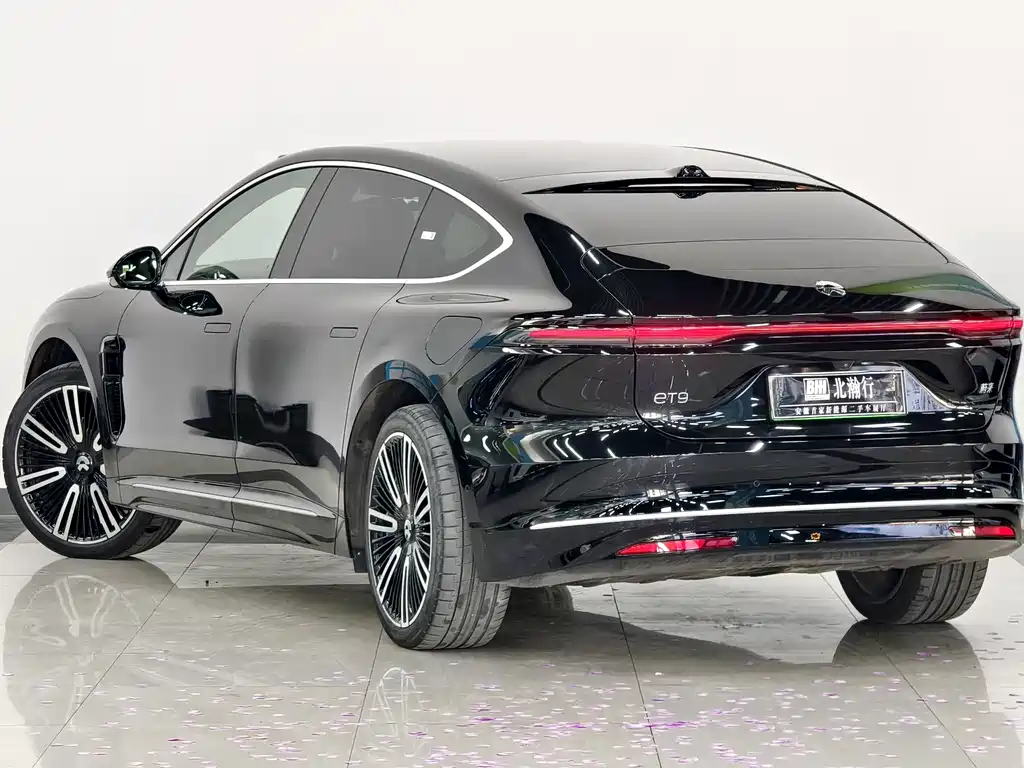 NIO NIO ET9