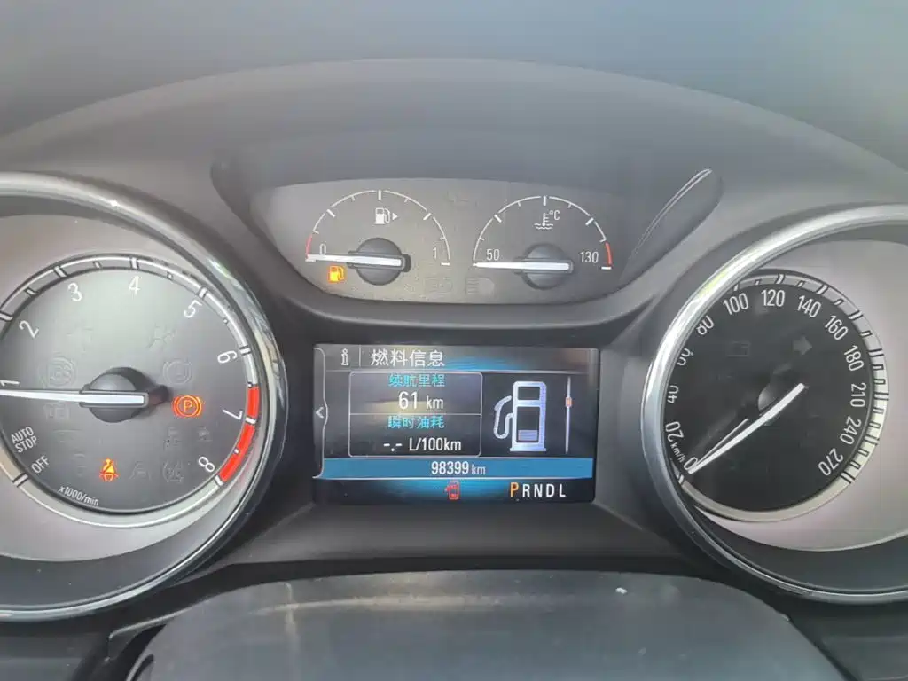 Buick Verano — миниатюра 12