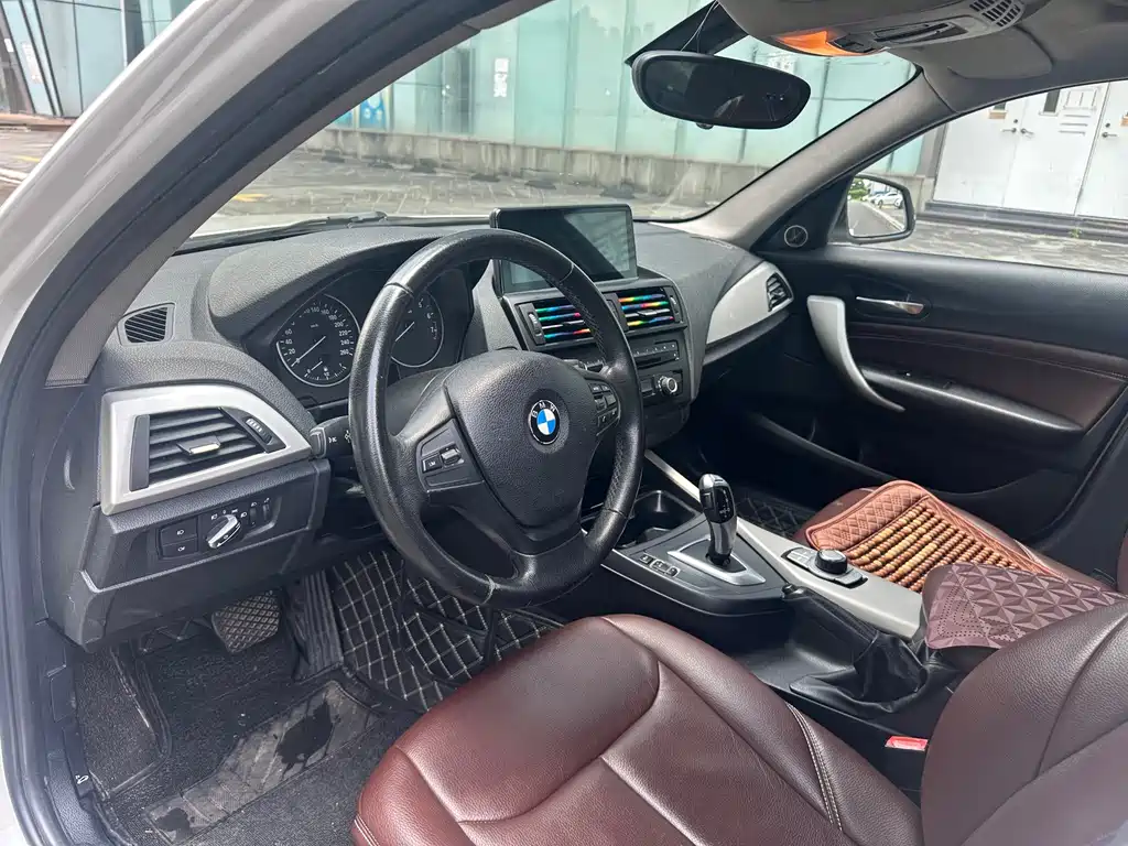 BMW 1 Series (Import) — миниатюра 6