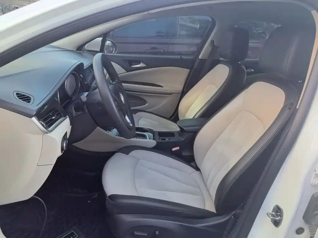 Buick Verano — миниатюра 15