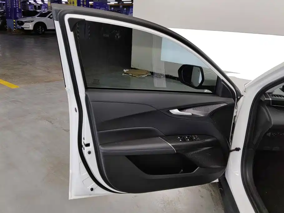 Changan Eado — миниатюра 7