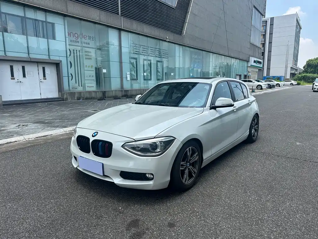 BMW 1 Series (Import)