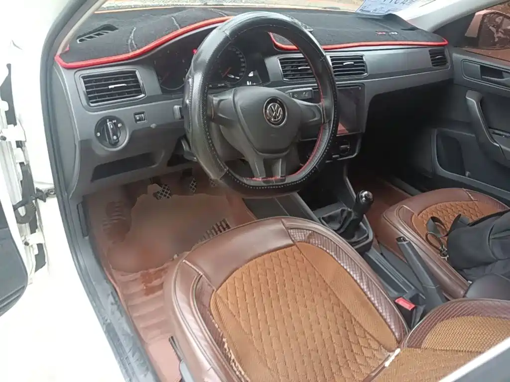 Volkswagen Santana — миниатюра 14