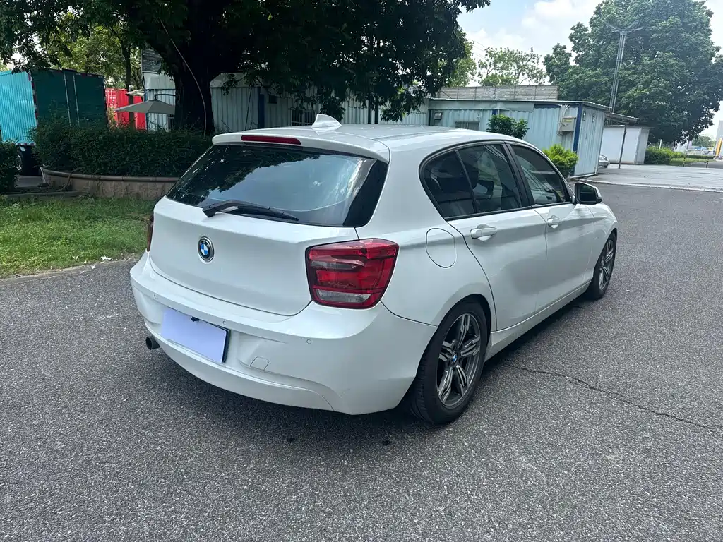 BMW 1 Series (Import) — миниатюра 14