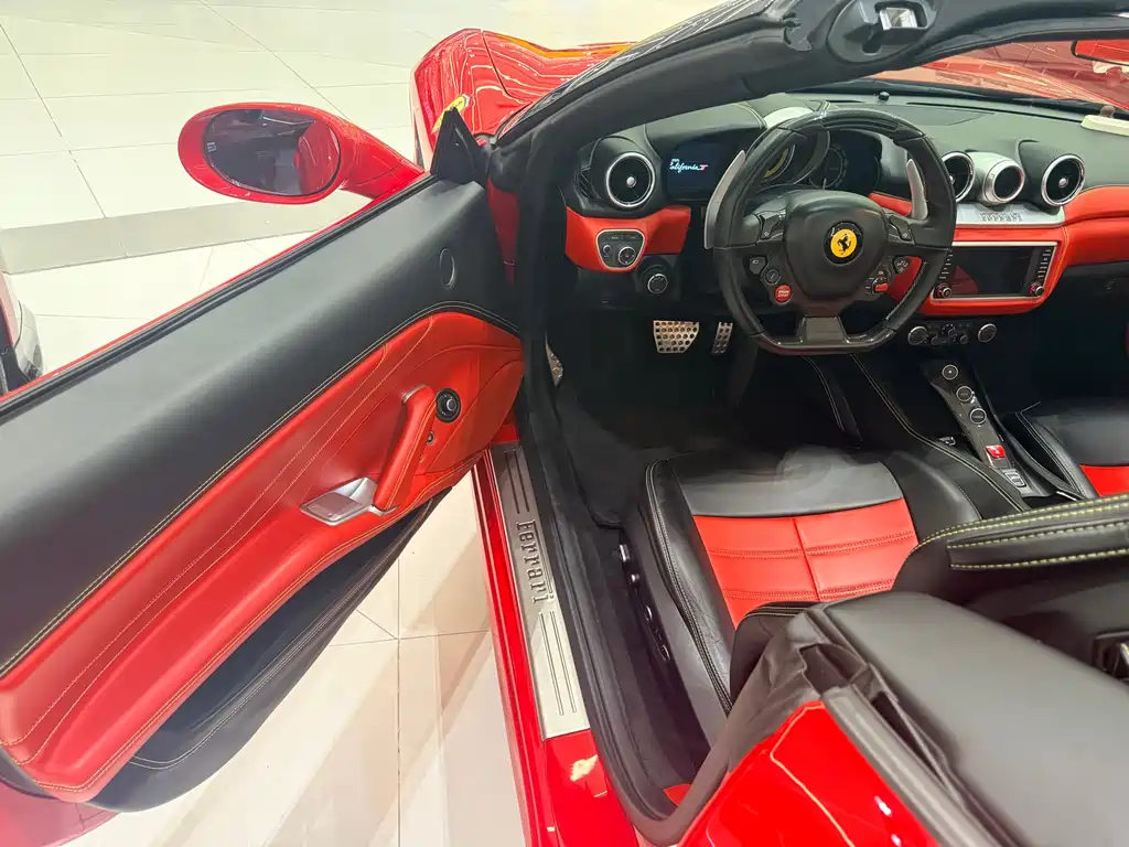 Ferrari California T 2015 3.9T