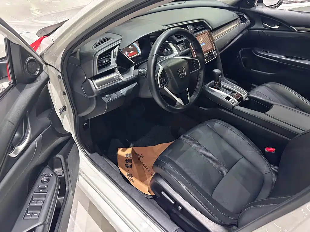 Honda Civic — миниатюра 5