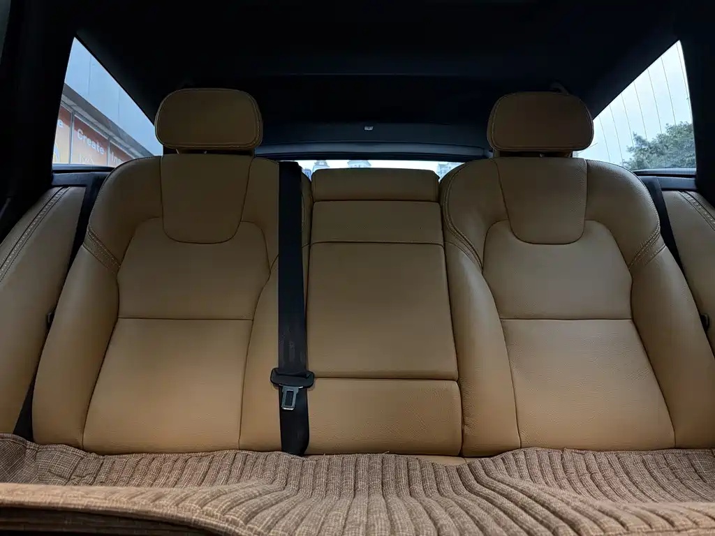 Volvo V90 — миниатюра 13