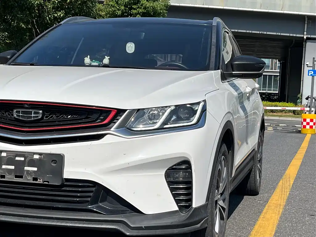 Geely Binyue — миниатюра 7
