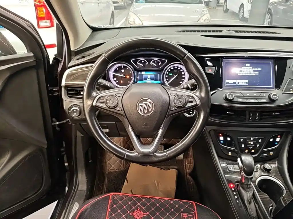 Buick Envision Plus — миниатюра 11