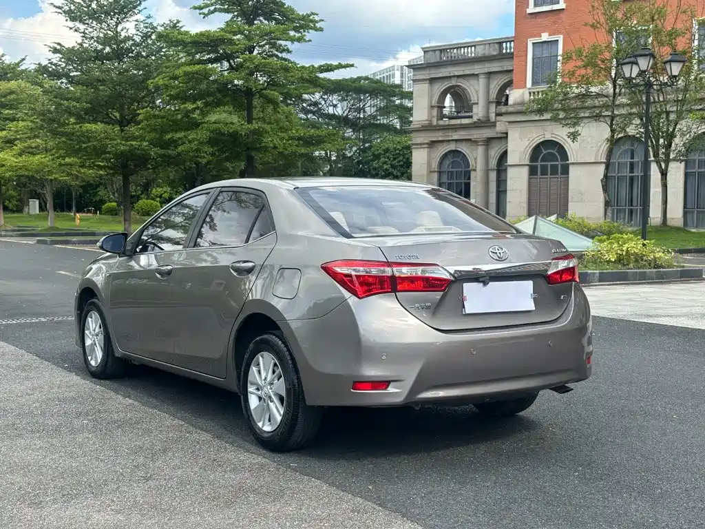 Toyota Corolla — миниатюра 14