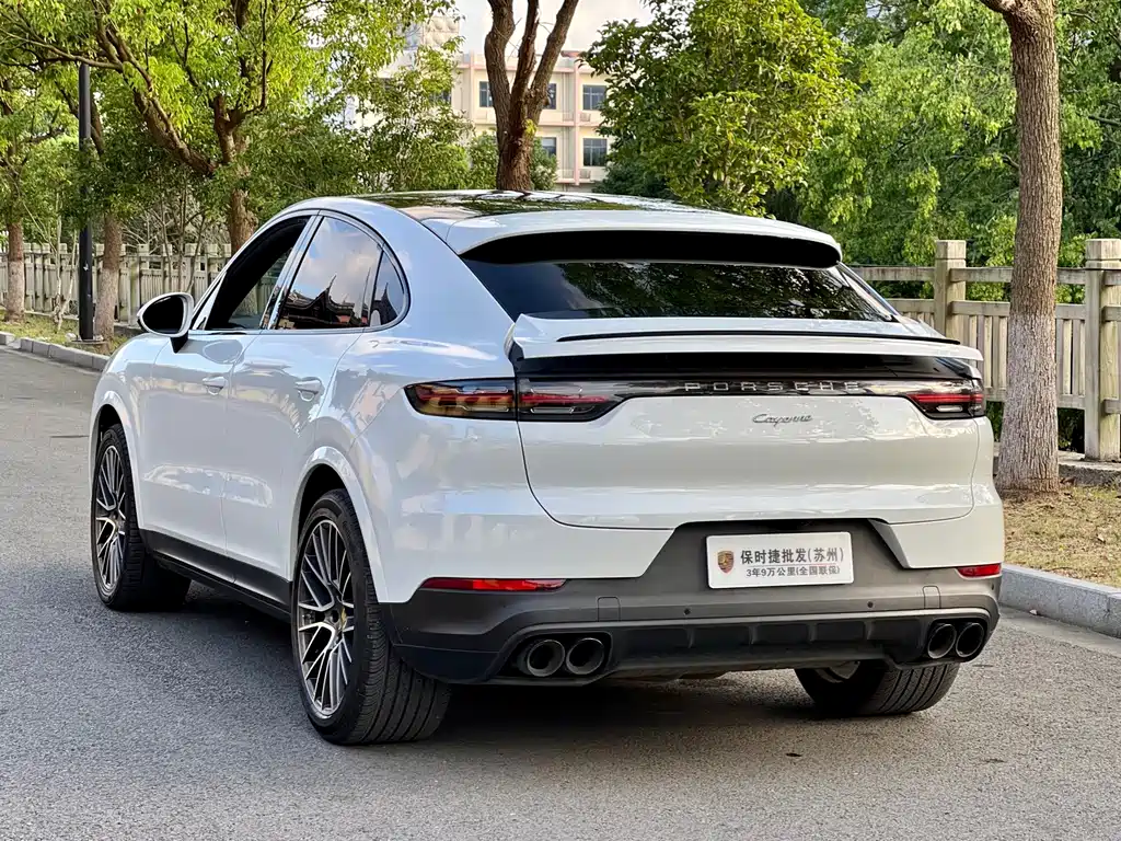 Porsche Cayenne — миниатюра 6