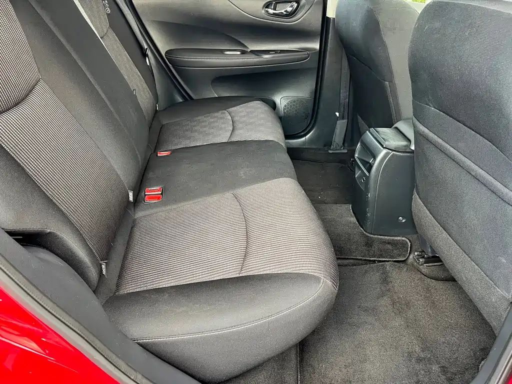Nissan Tiida — миниатюра 11