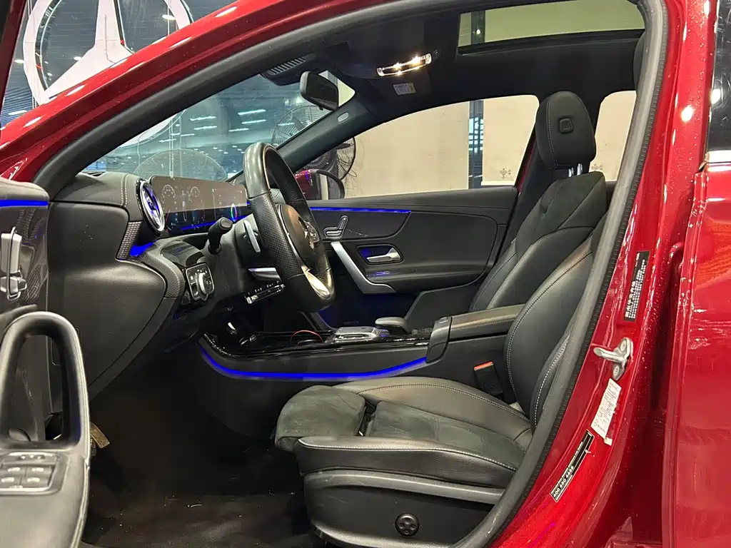 MERCEDES-BENZ A CLASS