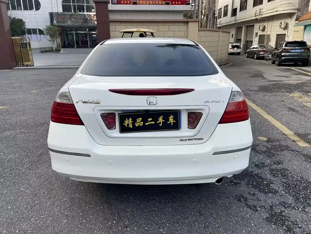 Honda Accord — миниатюра 6