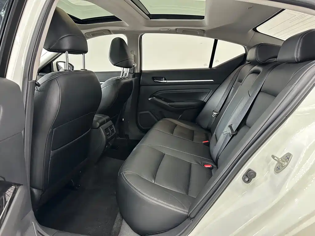 Nissan Altima 2019 2.0T XL Upper Smart