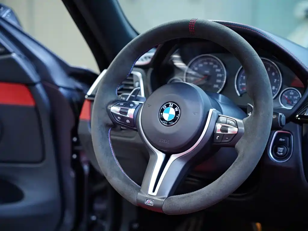 BMW M4 — миниатюра 39