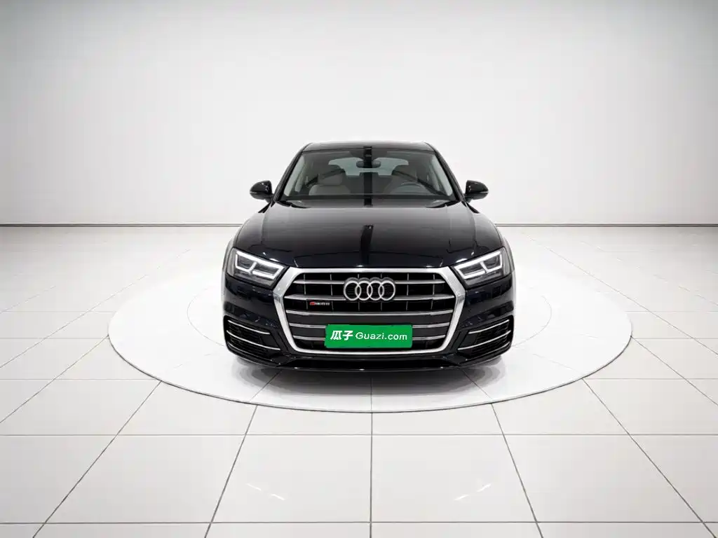 Audi Q5L — миниатюра 2