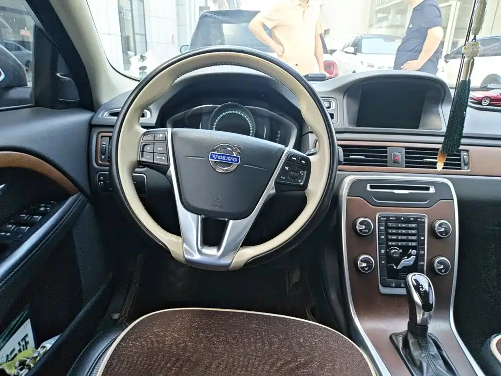 Volvo S80L — миниатюра 11