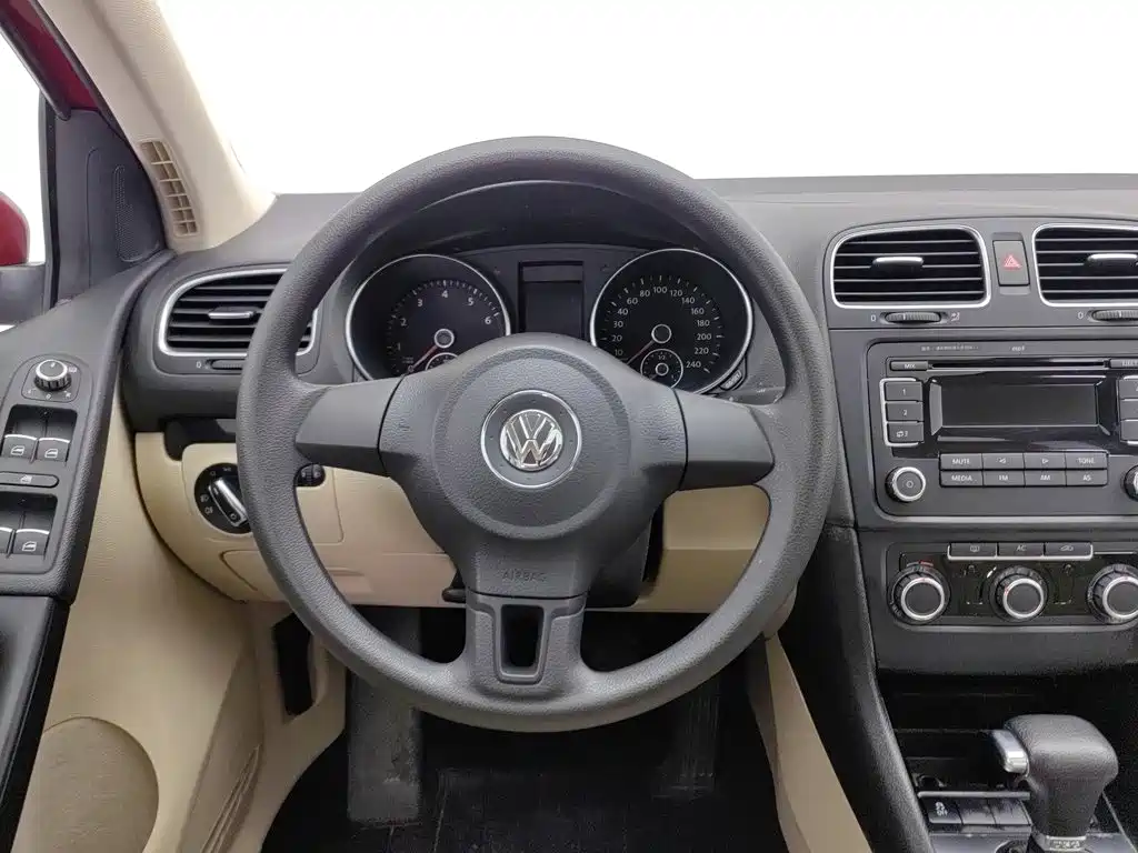 Volkswagen Golf — миниатюра 11