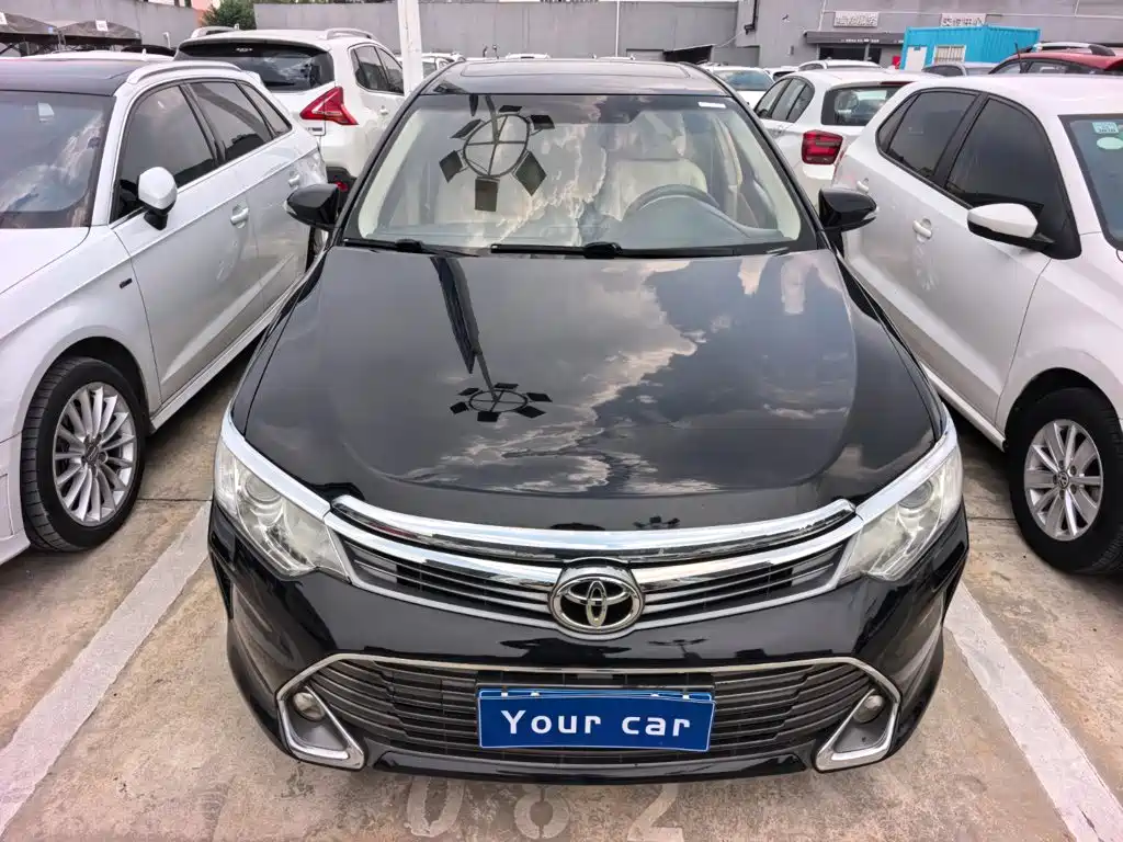 Toyota Camry — миниатюра 2