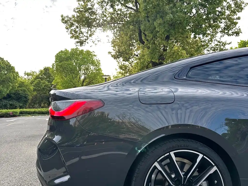 BMW 4 Series — миниатюра 11