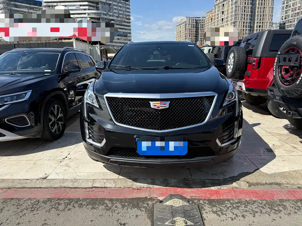 CADILLAC XT5