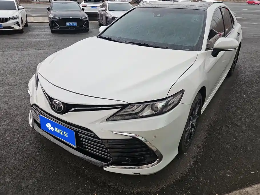 Toyota Camry 2023