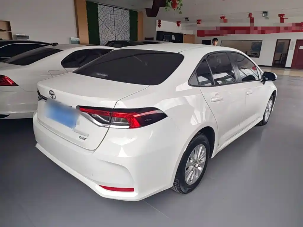 Toyota Corolla — миниатюра 7