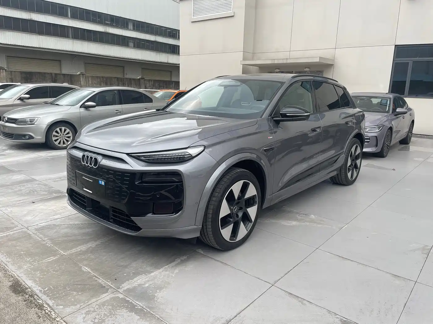 奥迪Q6L e-tron 2026款 首发领航版 2026